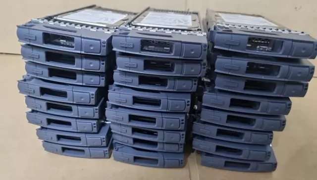 24 x Seagate 600GB 10K 6Gbps 64MB 2.5" SAS HDD ST600MM0006 netapp caddy sled lot