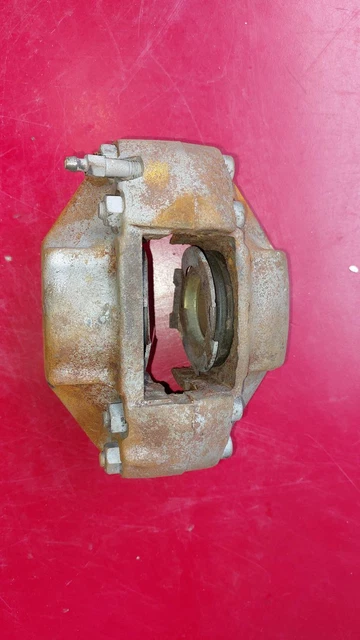 Coppia Pinze Freno Anteriori NB Parts 10057908 Per Nissan X-Trail T30 2.0 2.2 2.5 DCi - Sinistra E Destra, 2 Pistoni, Diametro 45 Mm
