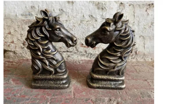 Vintage Style Cast Iron Bronze Effect Pair Of Horse Head Bookends Ornaments