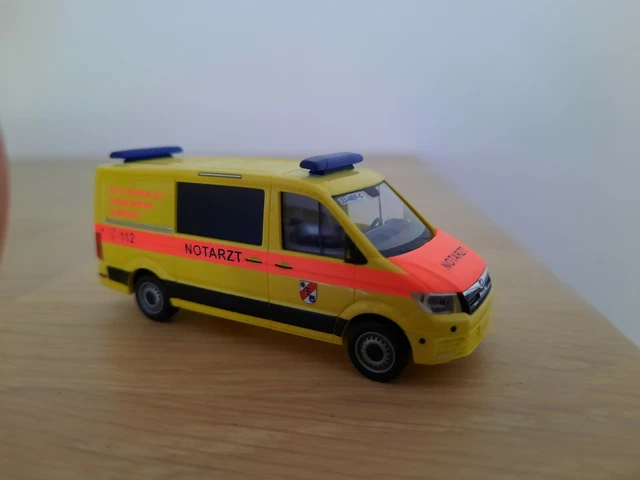 HERPA 1/87 – Ambulance Hambourg MAN TGE – Véhicule De Secours – HER098182