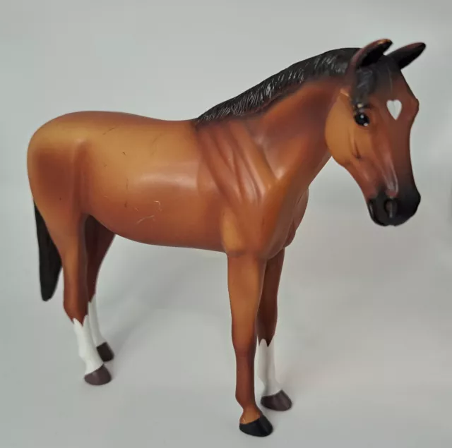 Chestnut Breyer Classic Size Collectible Model Horse Brown W/ White Heart 5"