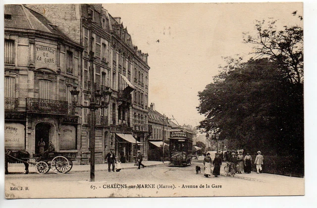 CHALONS SUR MARNE - Marne - CPA 51 - Tramway - Avenue de la Gare - Pharmacie