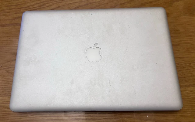 15" Apple MacBook Pro metà 2010 - Intel i5 2,4 GHz / 8 GB RAM / 256 GB SSD A1286 9