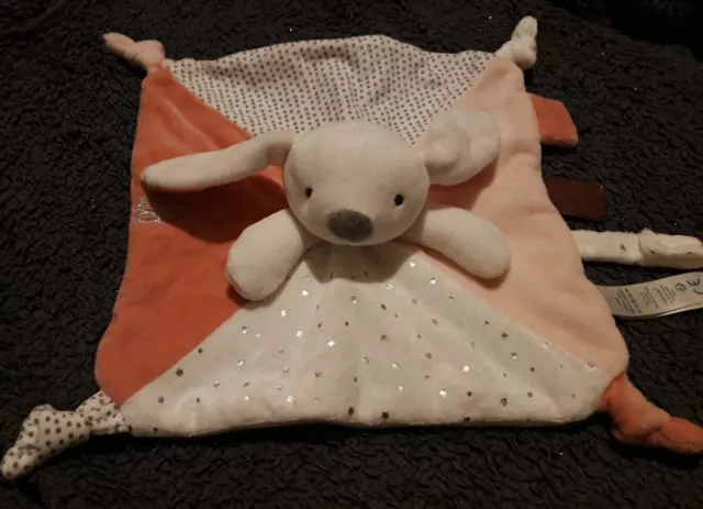 Dp1/DOUDOU OBAIBI OKAIDI LAPIN PLAT BLANC ROSE ETOILE GRIS  ATT. TÉTINE Ttbe