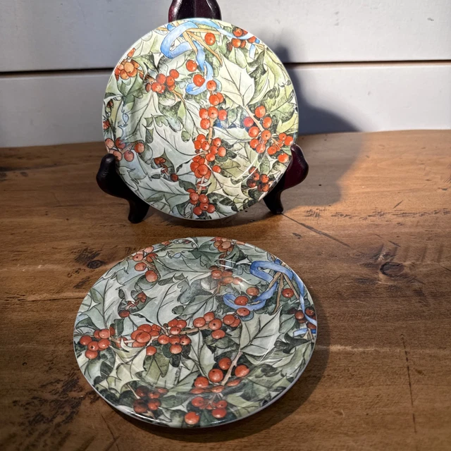 LE HOUX GIEN France Holly Berries Blue Ribbon Lunch/Dessert Plates