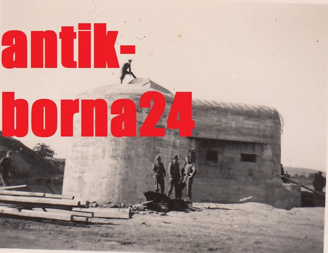 Foto WH 3. Gebirgs-Division Bunker Shelter Sudetenland Znaim Znojmo Mähren *168