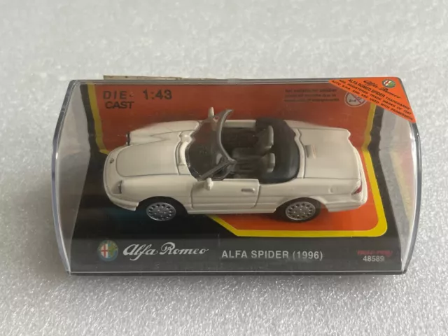 NEWRAY 48589 Alfa Romeo Spider Blanc 1996 1/43 Voiture Miniature collection