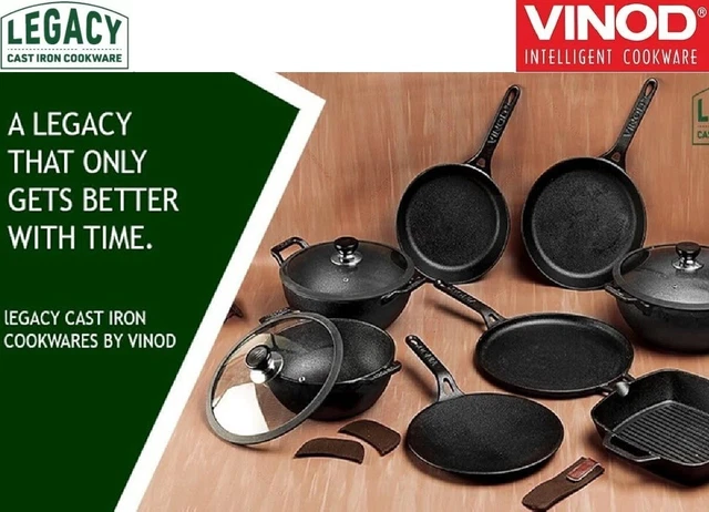 thumbnail interactive-video image 1 of NutriChef NCCIWOK60 Pre-Seasoned Cast Iron Wok With Wooden Lid - Non-Stick, Induction Ready, 16.77 Inch 1 of 3