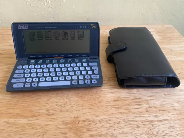 Vintage Retro Rare Psion Series 3a Palmtop Handheld Computer 512K -Excellent Con