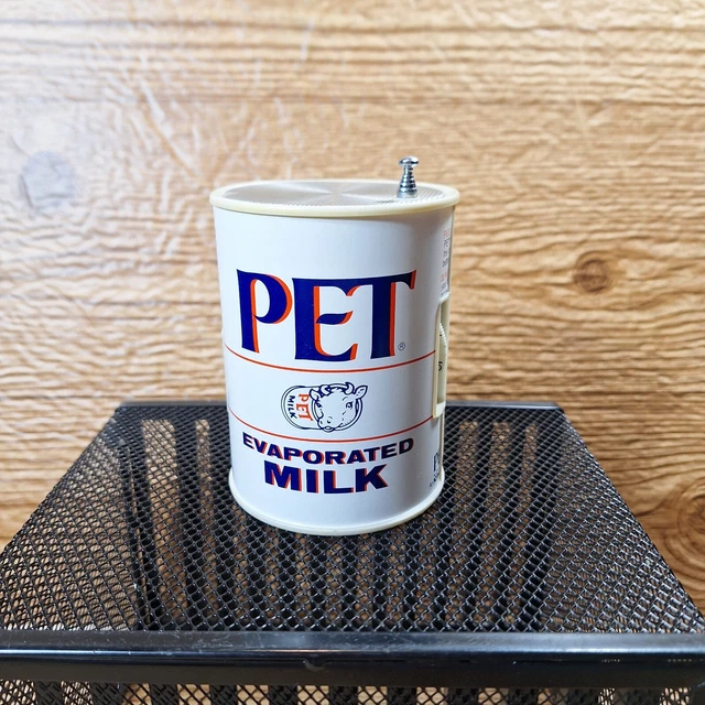 VINTAGE PET EVAPORATED Milk Advertising Novelty AM/FM Radio 5” Cream