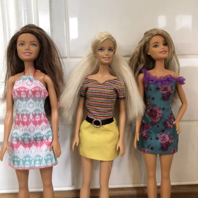 Barbie Fashionista Teresa Doll Mattel Bundle