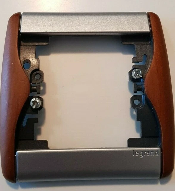 Lot De 2 Plaques Legrand XelioMat - Bois érable - Réf. 82470 - Pour Interrupteur Ou Prise - Occasion Bon état