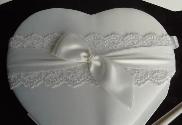 White Wedding Guest Book and Pen Heart Shaped Luxury Handcrafted Item 3