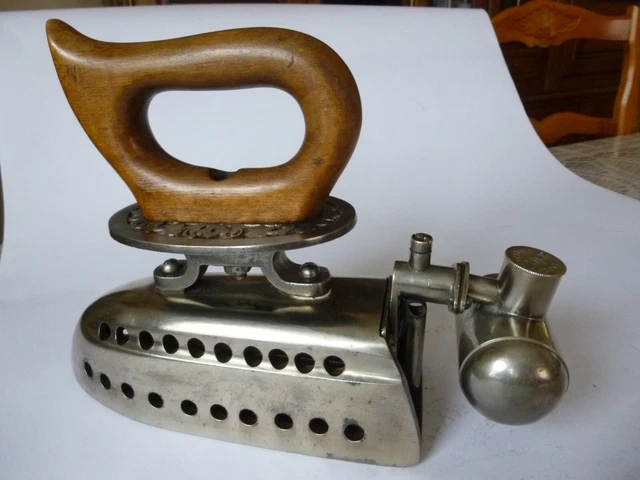 ANCIEN FER À repasser n° 4 ??? EUR 4,00 - FR