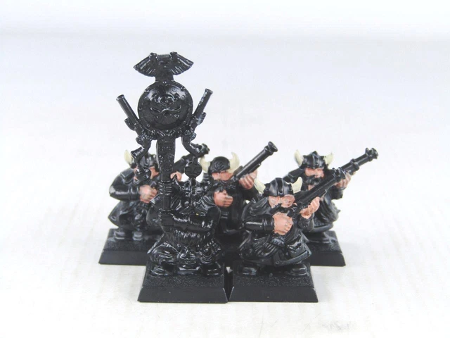 Régiment Nains Plastique – Miniature Warhammer G21, Occasion