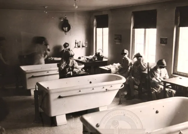 Psychiatric Mental Hospital Insane Lunatic Asylum PHOTO (#3)  1946 Cleveland OH