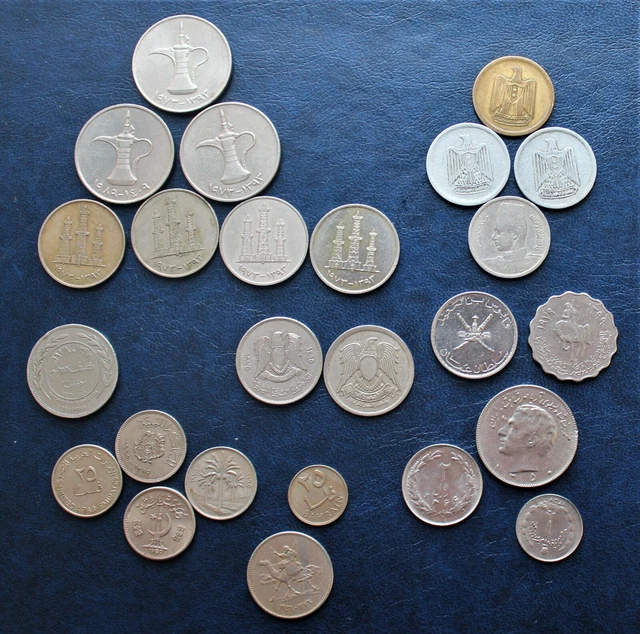 Lot : 25 monnaies du Moyen Orient (Libye, Pakistan, Egypte, EAU, Jordanie, etc.)