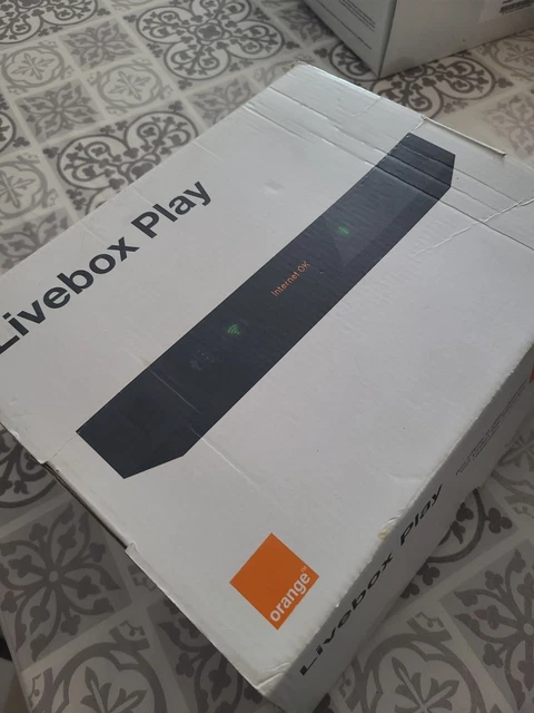 Décodeur Livebox Play TV4 Orange - Modèle RTIW383, Occasion Mais Fonctionnel