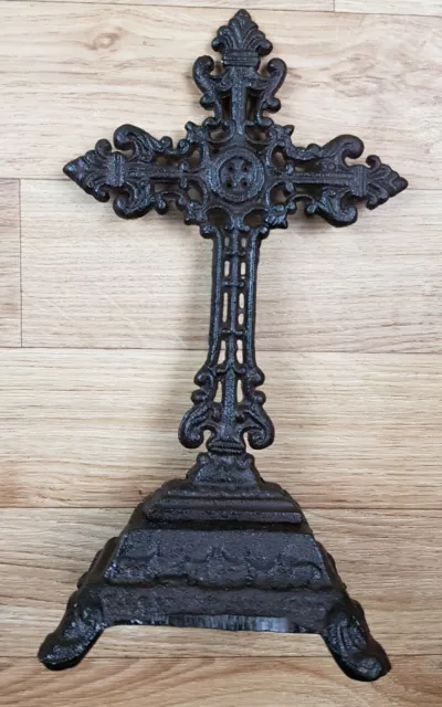 Standkreuz klein Kruzifix Gusseisen Feldkreuz Altarkreuz Tiergrab Wegkreuz