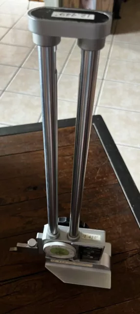 MITUTOYO HEIGHT GAGE 0-12" Dial Digital Counter Readout Model 192-116. JAPAN MITUTOYO HEIGHT GAGE 0-12" Dial Digital Counter Readout Model 192-116. JAPAN