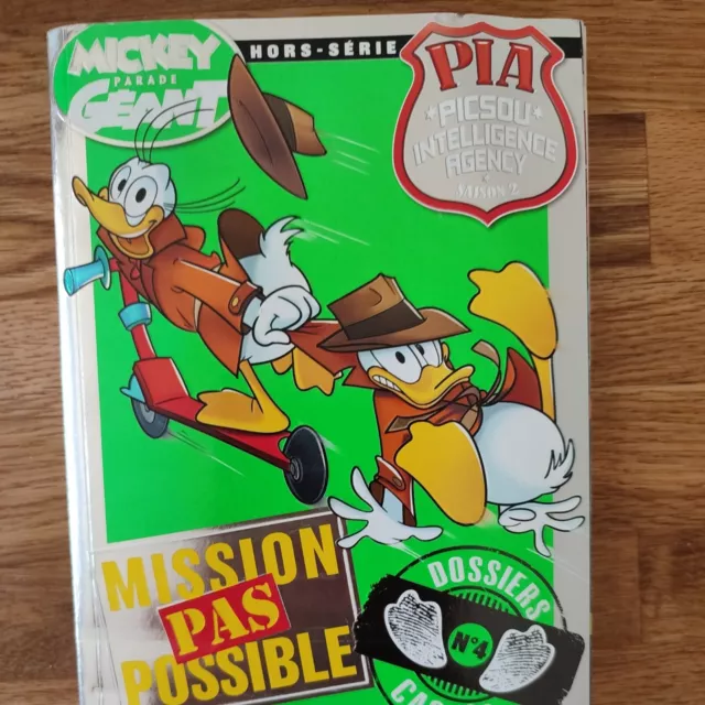 BD hors série Mickey Parade Géant " Mission pas possible " n° 4 de Walt DISNEY