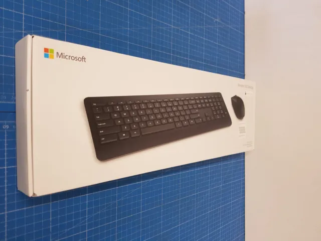 Microsoft Wireless Desktop 900 Kabellos UK Tastatur und Maus Kombo Set
