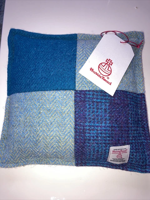 "Almohadilla de fieltro de aguja en tela de mosaico de tweed Harris relleno de arroz de Hesse 9""x9"""