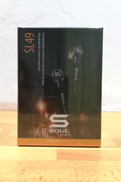 SL49 In Ear Headphones Soul By Ludicrous Pro High-definition Sound Brand New