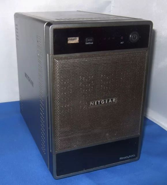 Netgear Ready NAS Ultra 4 RNDU4000 mit 8TB
