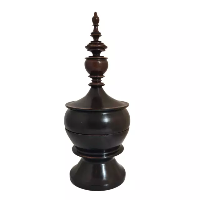 Late 19th Century Burmese Black Lacquer "Hsun Ok" Offering Vessel