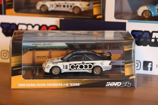 Inno64 1/64 FORD SIERRA COSWOTH RS500 #18 "G2000" Macau Guia Race 1988 3rd Place
