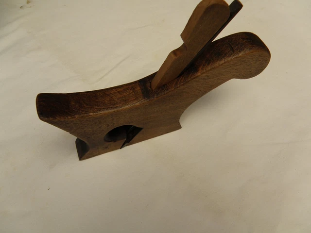 Rabot à Main Ancien Peugeot - Bois Et Fer - Décor Lune - Outil D'atelier Vintage