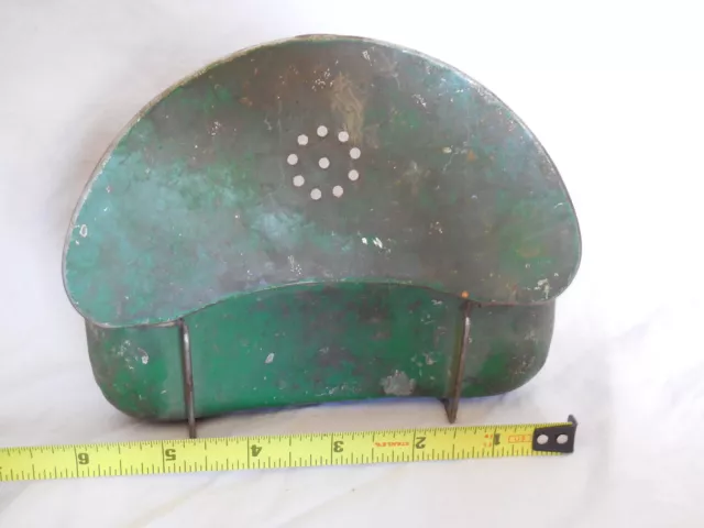 VINTAGE OLD PAL Metal Green Bait Box Fishing With Belt Clip Clean Embossed  $14.99 - PicClick
