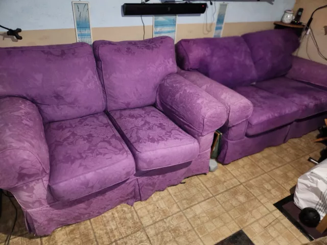 2 & 3 seater Sofa- N1 6PN- Removable Covers -can Be Re-dyed In Washing Machine