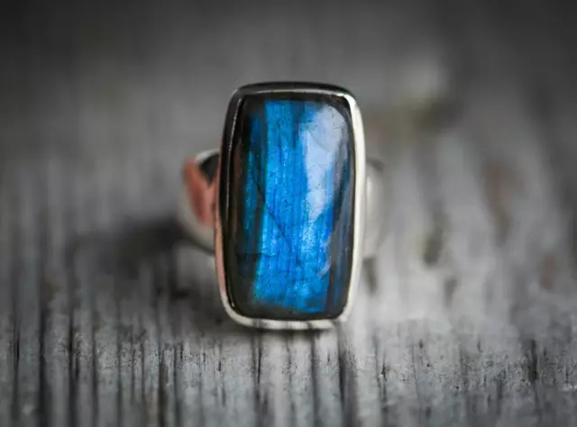 925 Solid Sterling Silver Natural Blue Fire Labradorite Lovely Ring, Ethnic Gift