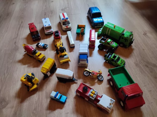 LOT VOITURES MINIATURES MAJORETTE NOREV : Camion Voiture Tractopelle Moto ......