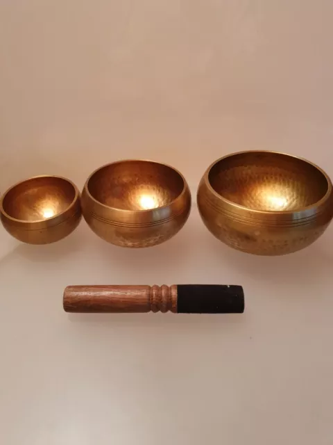 3 Gehämmerte klangschale Singing Bowl Nepal 2000gram mit Klöppel