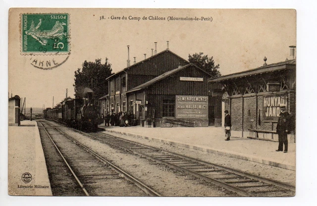 MOURMELON LE PETIT Marne CPA 51 train en gare au camp de Chalons