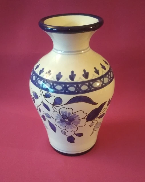 Faience De Nevers Vase Rond Decor Camaieu De Bleu Signature E.georges