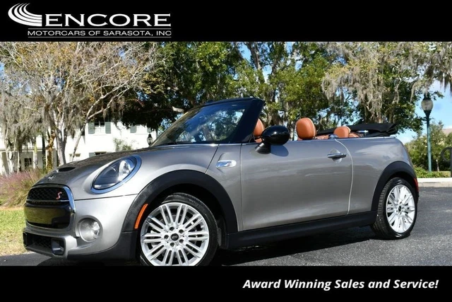 2019 MINI Cooper S W/Signature Trim Package 2019 MINI Cooper S W/Signature Trim Package
