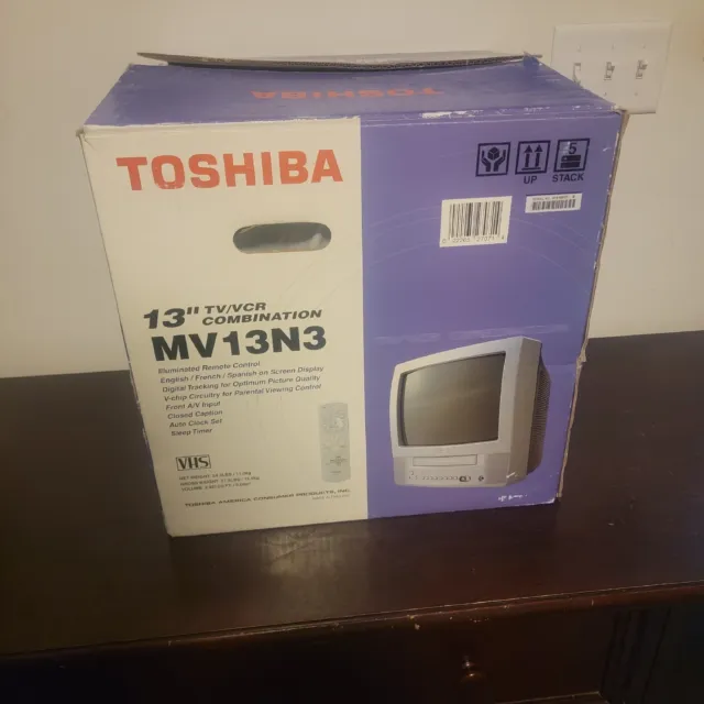 Toshiba MV13N3 13" CRT TV VCR Combo Player Recorder Remote & Tape Retro Gaming