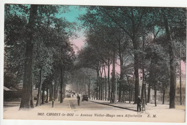 CHOISY LE ROI - Val de Marne - CPA 94 - Avenue Victor Hugo vers Alfortville