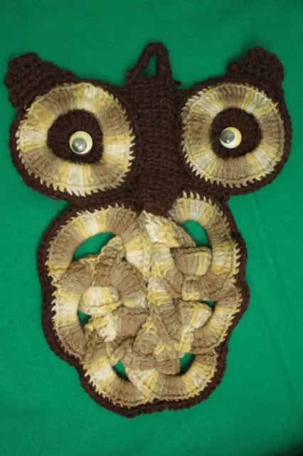 Vintage 70s Crochet Owl in Browns Wall Art Hanging with Googly Eyes 12"