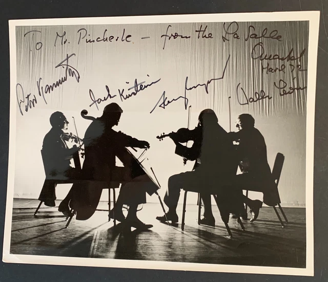 LIV16730 Photographie Photo d'époque vintage quatuor violoniste dédicacée