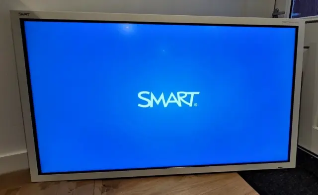 SMART 65" SPNL-4065 Professional Interactive Touch Display Panel SPNL-4065