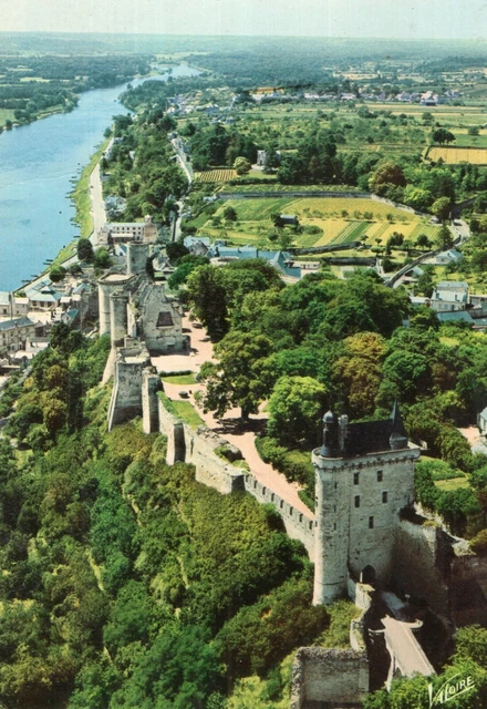 *11944 cpm Chinon - le Château