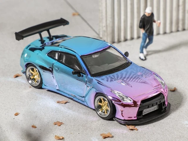 NISSAN GT-R (R35) - Pandem - LBWK - Chrome Pink - FuJi 1:64 EUR 39,90 ...