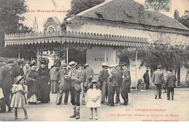 31 - n°111144 - Loures-Barbazan - Les Baigneurs devant la Buvette le Matin