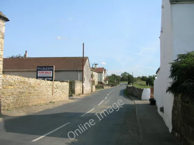 Photo 6x4 Stubbs Road, Little Smeaton Little Smeaton/SE5216  c2011