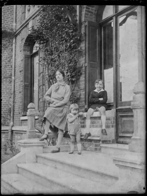 Plaque verre photo ancienne négatif noir et blanc 9x12 cm famille glass plate